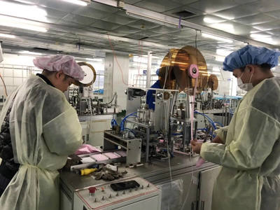 企業(yè)開復工怎樣來服務?平湖派出駐廠聯(lián)絡員一線來幫忙